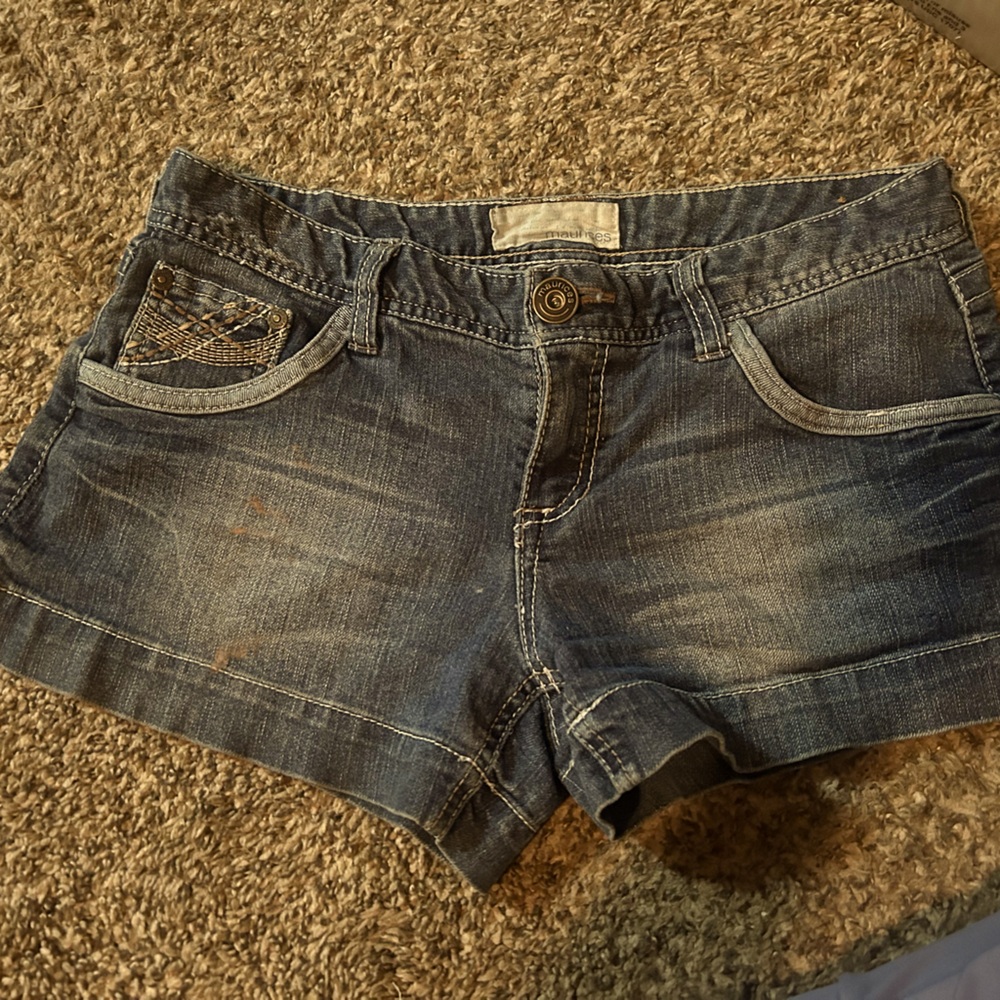 Women’s size 7/8 shorts